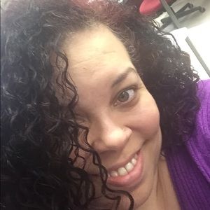 Meet your Posher, Jeaneen